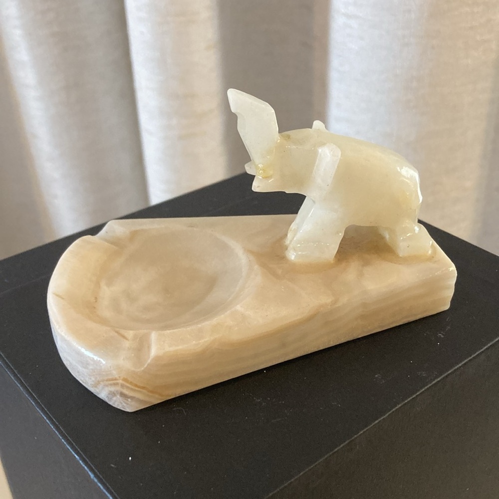 Vintage Carved Stone Elephant Trinket Dish - Picture 3 of 8